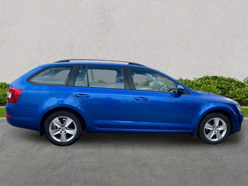 Skoda Octavia 1.6 Tdi Se Estate Euro 6 Ss Blue #2