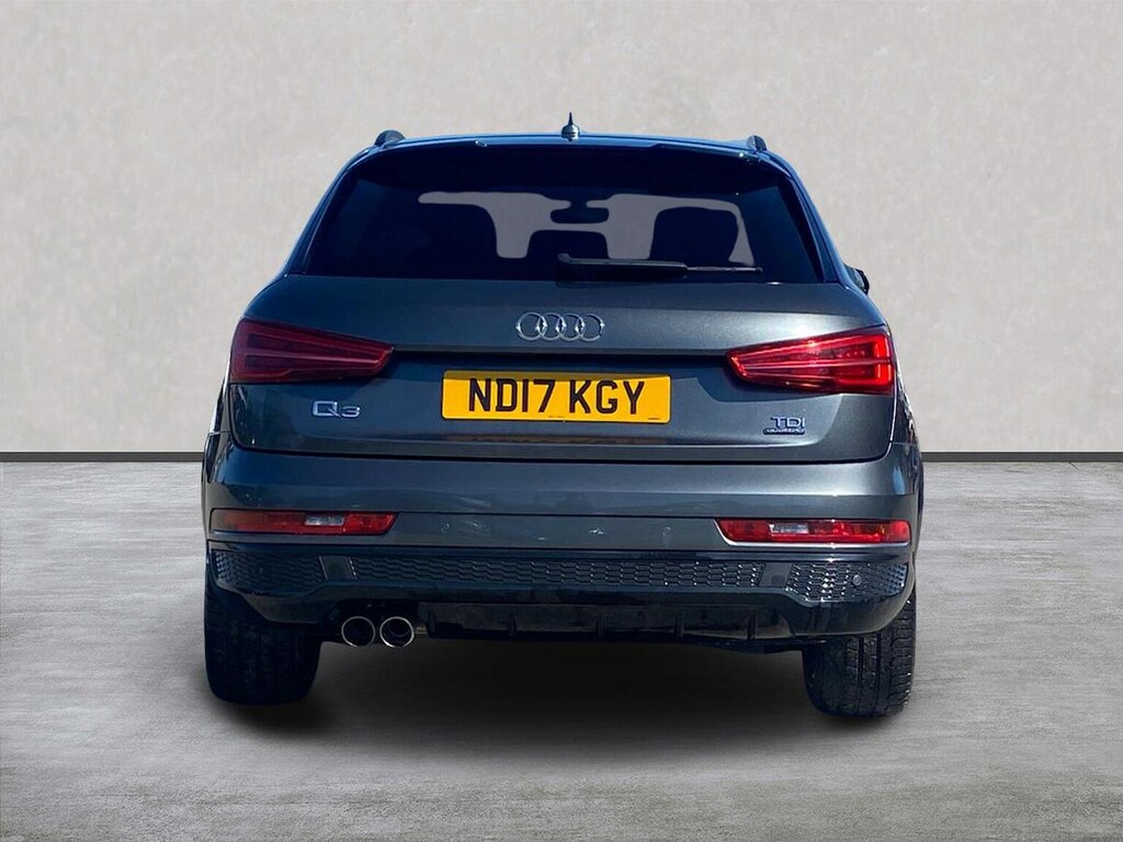 Audi Q3 2.0 Tdi Quattro Black Edition S Tronic Grey #4