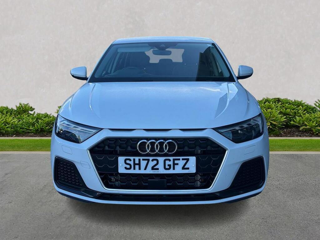 Audi A1 1.0 Tfsi 30 Sport Sportback Euro SH72GFZ White #5