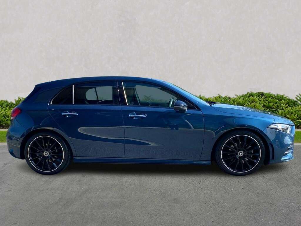 Mercedes-Benz A Class A180 Amg Line Premium Plus Night Edition GX23PXL Blue #3