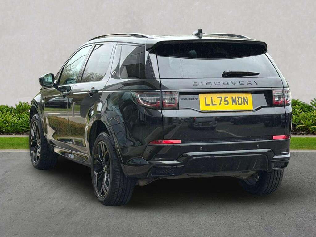 Land Rover Discovery Sport 1.5 P270e Landmark 5 Seat Black #2