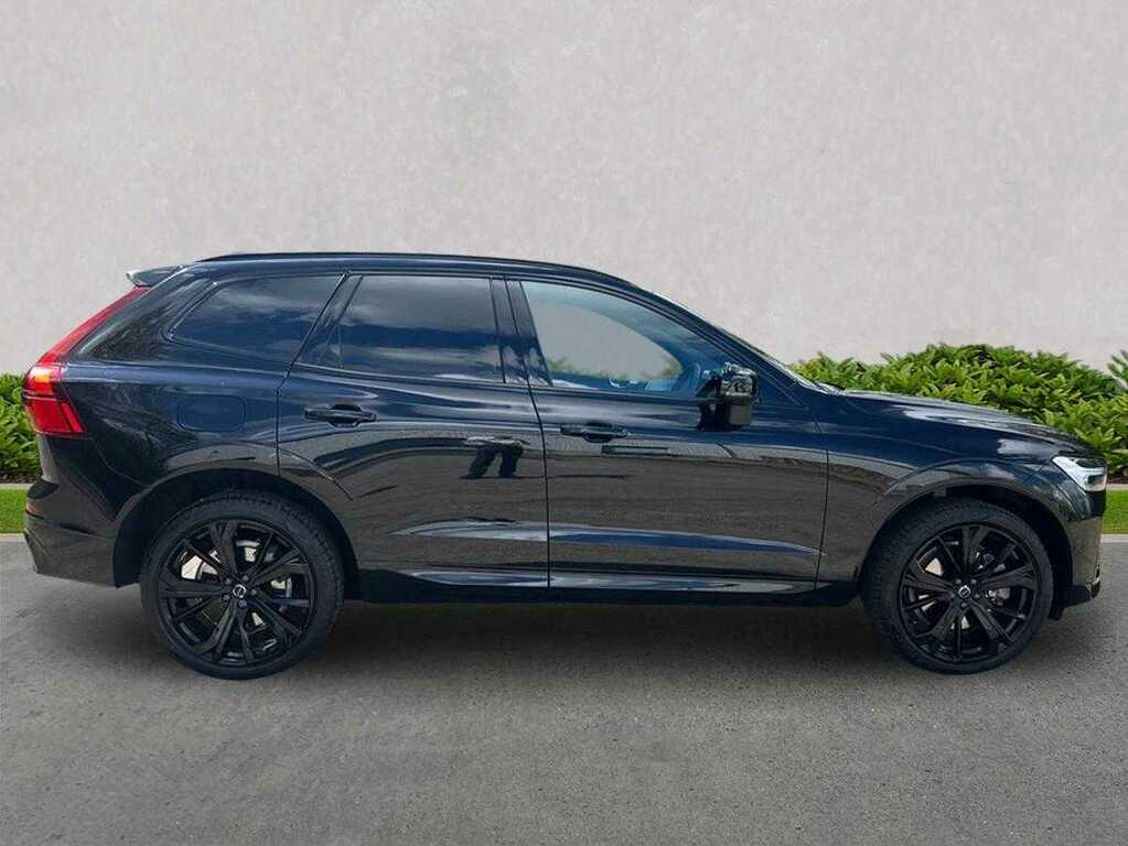 Volvo XC60 2.0 B5p Ultra Black Edition Awd Geartronic YC75FDM Black #3