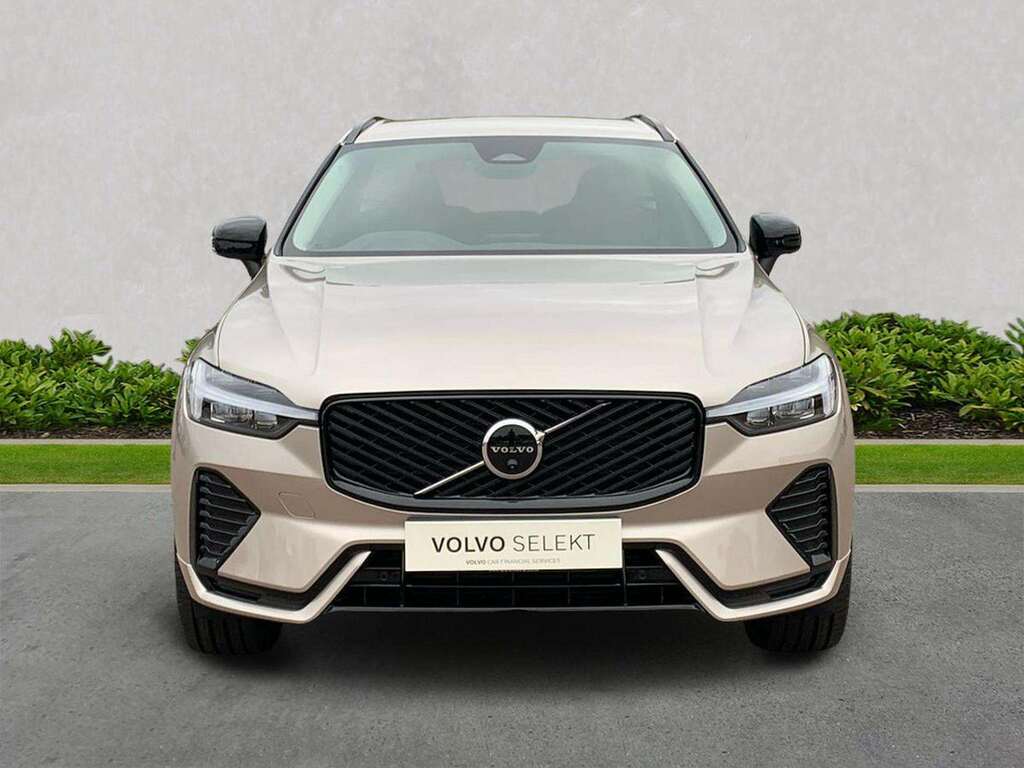 Volvo XC60 2.0 B5p Plus Dark Awd Geartronic AV75RNE Gold #5