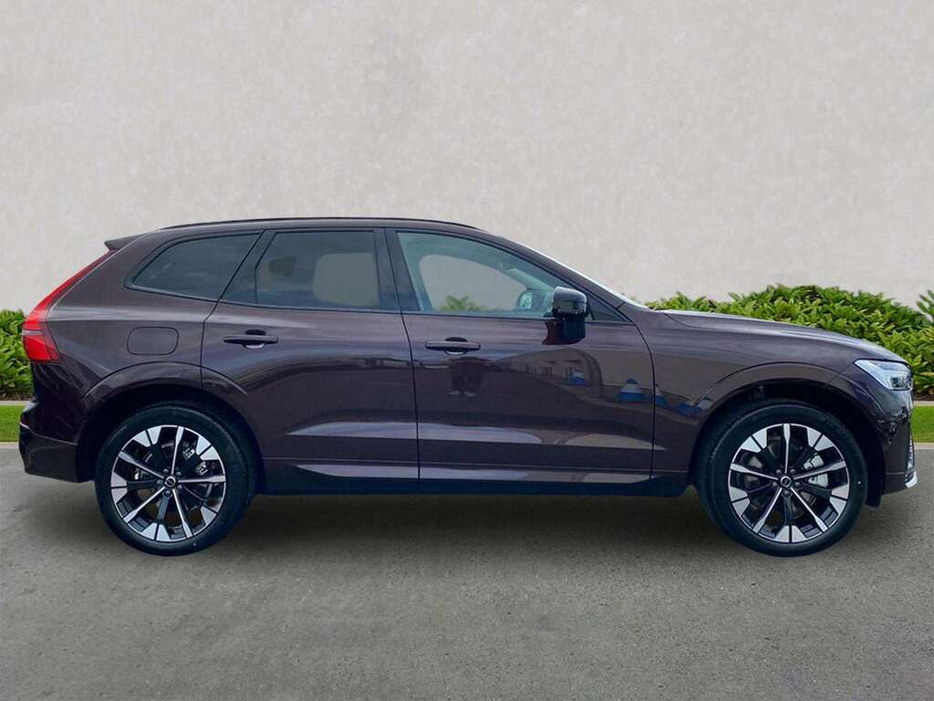 Volvo XC60 2.0 B5p Plus Dark Awd Geartronic SG75HWR Red #3