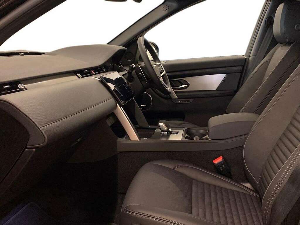 Land Rover Discovery Sport 1.5 P270e Dynamic Se 5 Seat LN75CFA Black #3