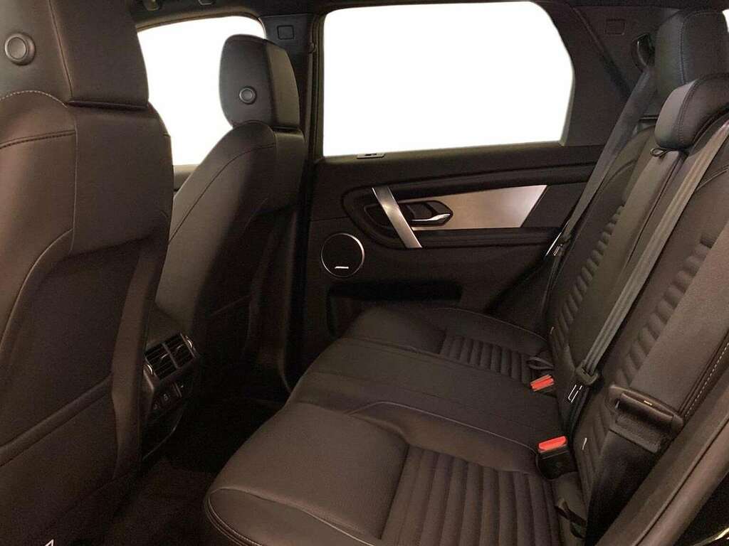 Land Rover Discovery Sport 1.5 P270e Dynamic Se 5 Seat LN75CFA Black #4