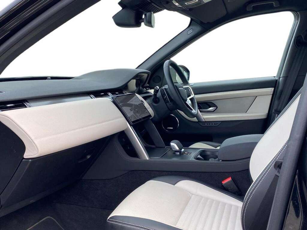 Land Rover Discovery Sport 2.0 D200 Dynamic Se 5 Seat AV75HXZ Black #3