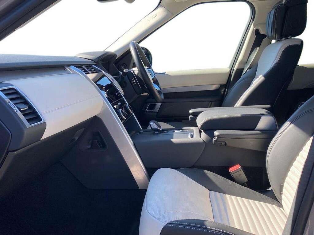 Land Rover Discovery 3.0 D350 Dynamic Hse KT74WNJ Grey #3