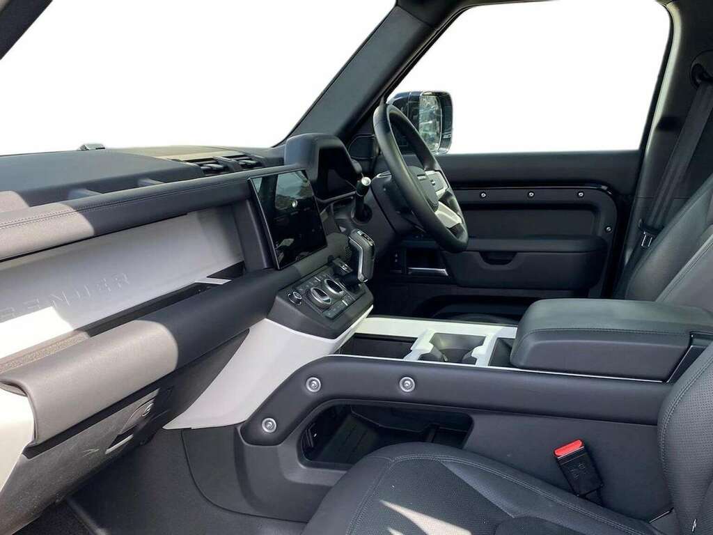 Land Rover Defender 110 3.0 D350 X-dynamic Hse 110 7 Seat KT74VRM Black #3