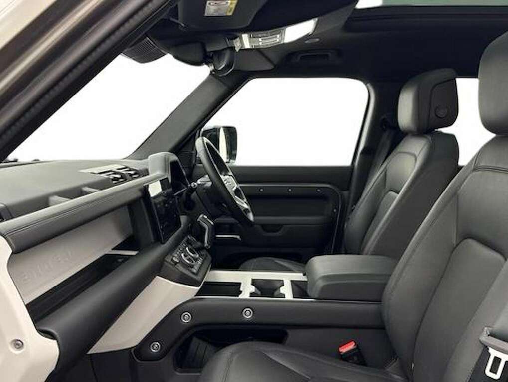 Land Rover Defender 110 3.0 D350 X-dynamic Hse 110 7 Seat KW74FXP Silver #3