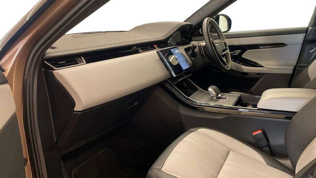 Land Rover Range Rover Evoque 2.0 D200 KR74YUC Brown #3