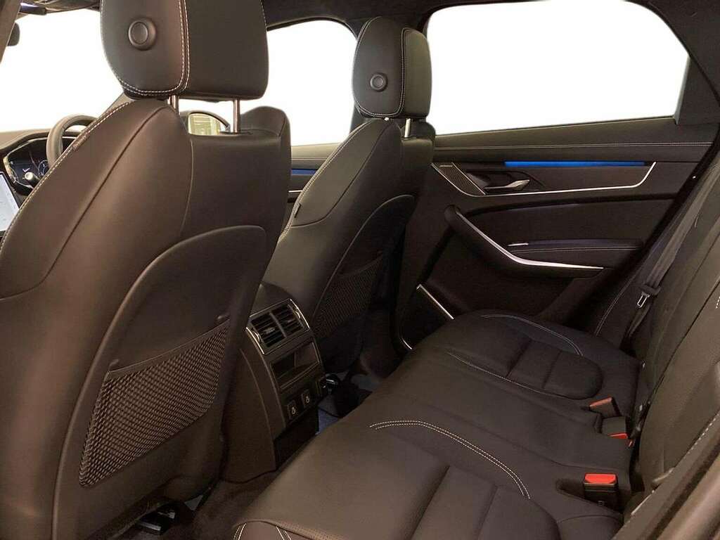 Jaguar F-Pace 2.0 D200 R-dynamic Hse Black Awd KJ24MWK Red #4