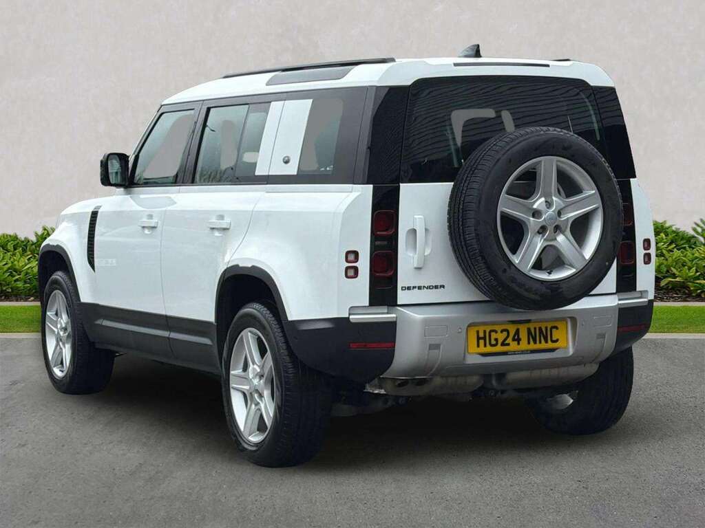 Land Rover Defender 110 3.0 D250 Se 110 HG24NNC White #2