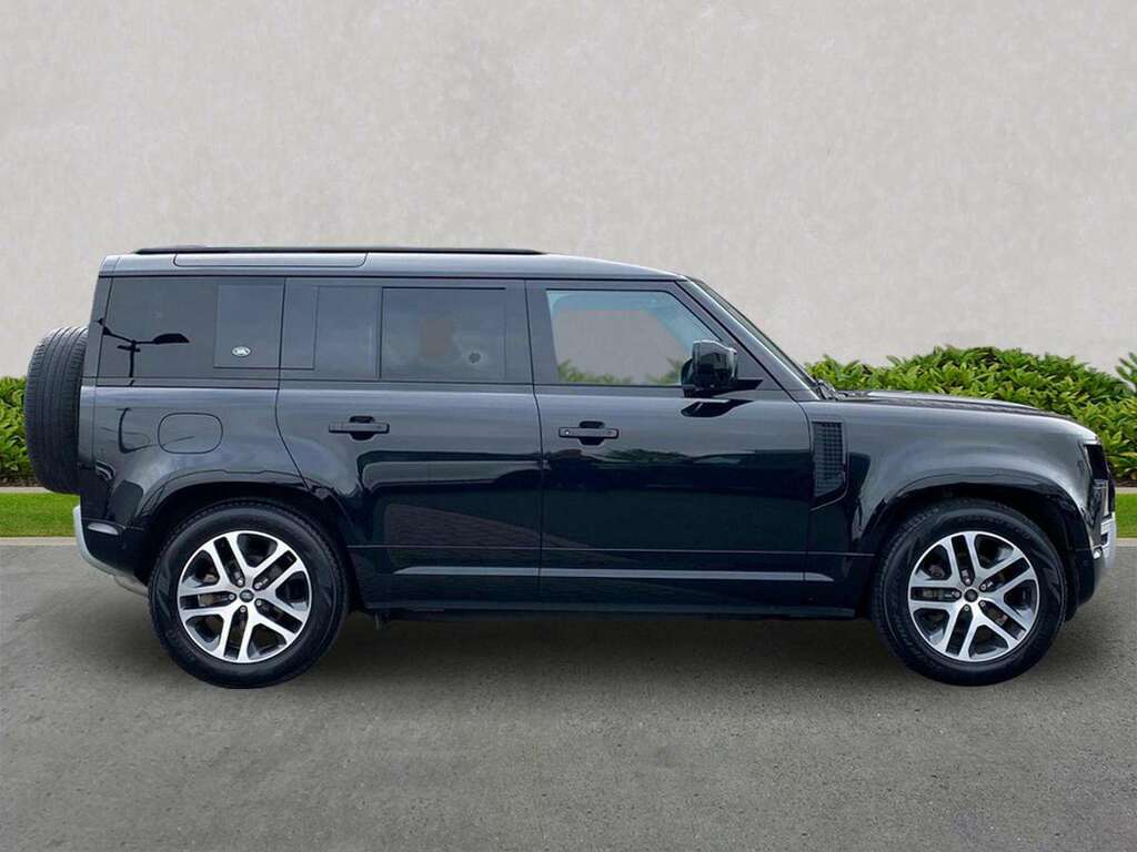 Land Rover Defender 110 3.0 D250 Xs Edition 110 AY24OXF Black #5