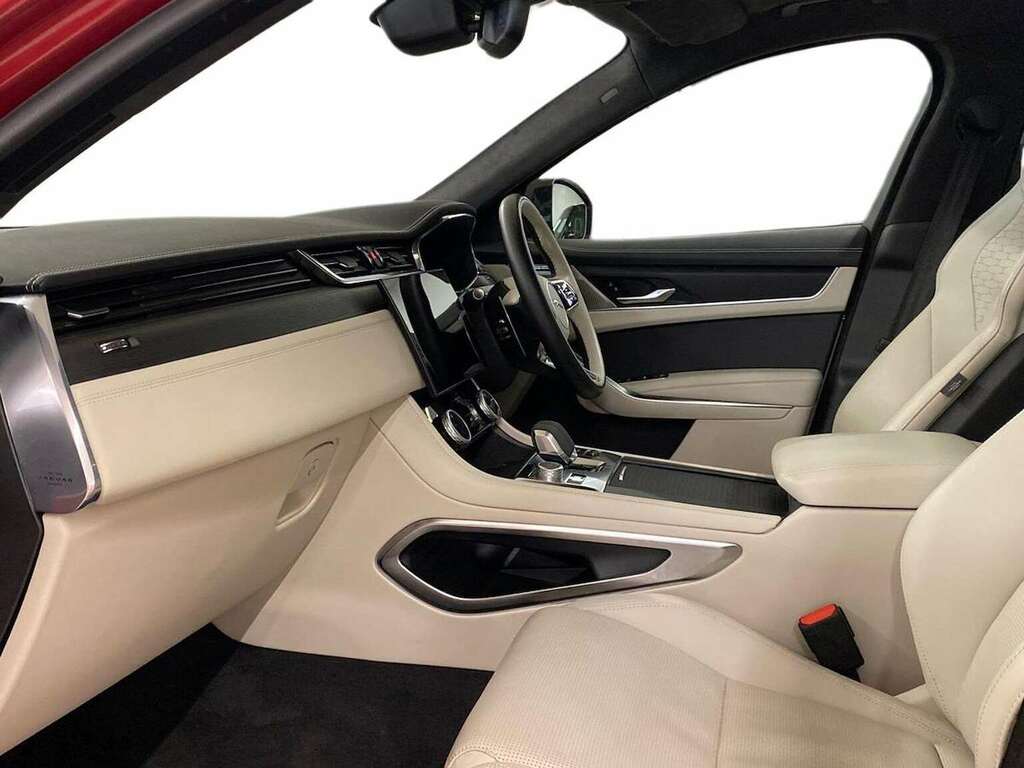 Jaguar F-Pace 2.0 D200 R-dynamic Hse Black Awd Red #3