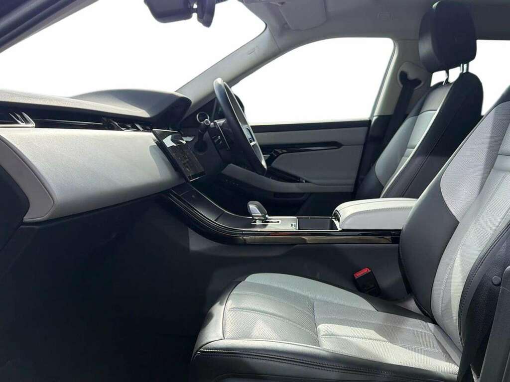 Land Rover Range Rover Evoque 1.5 P300e Dynamic Hse LN73XJF Black #3