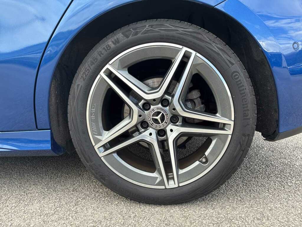 Mercedes-Benz A Class A180 Amg Line Executive DT73ZPX Blue #6