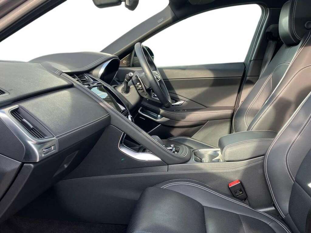 Jaguar E-Pace 2.0 D200 R-dynamic Se Black Grey #3
