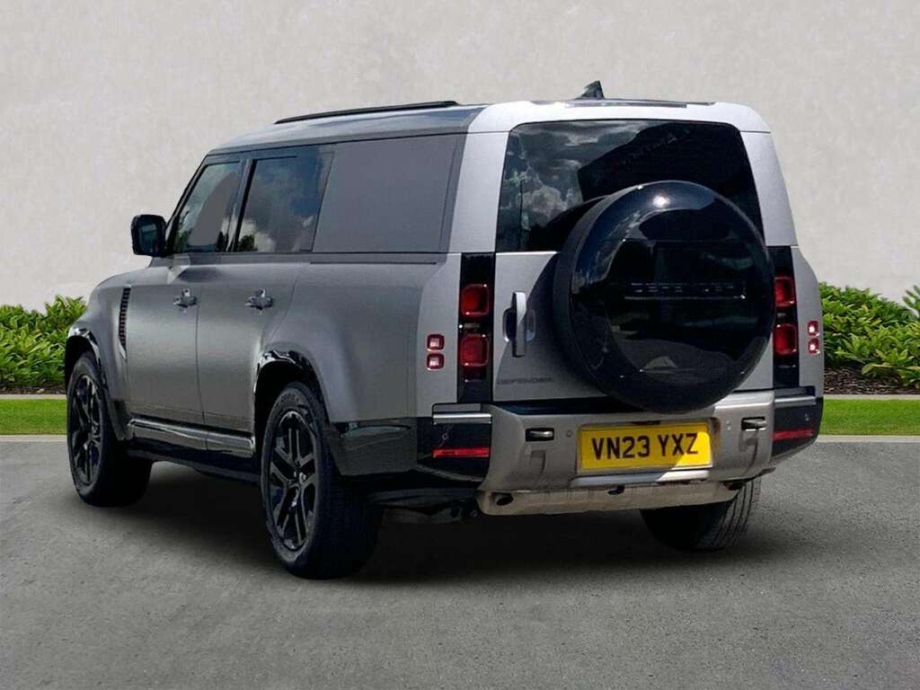 Land Rover Defender 130 3.0 P400 Outbound 130 Grey #2