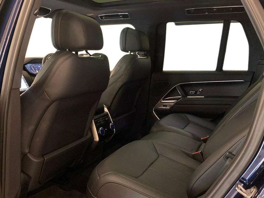 Land Rover Range Rover 4.4 P530 V8 GY72XYM Blue #4