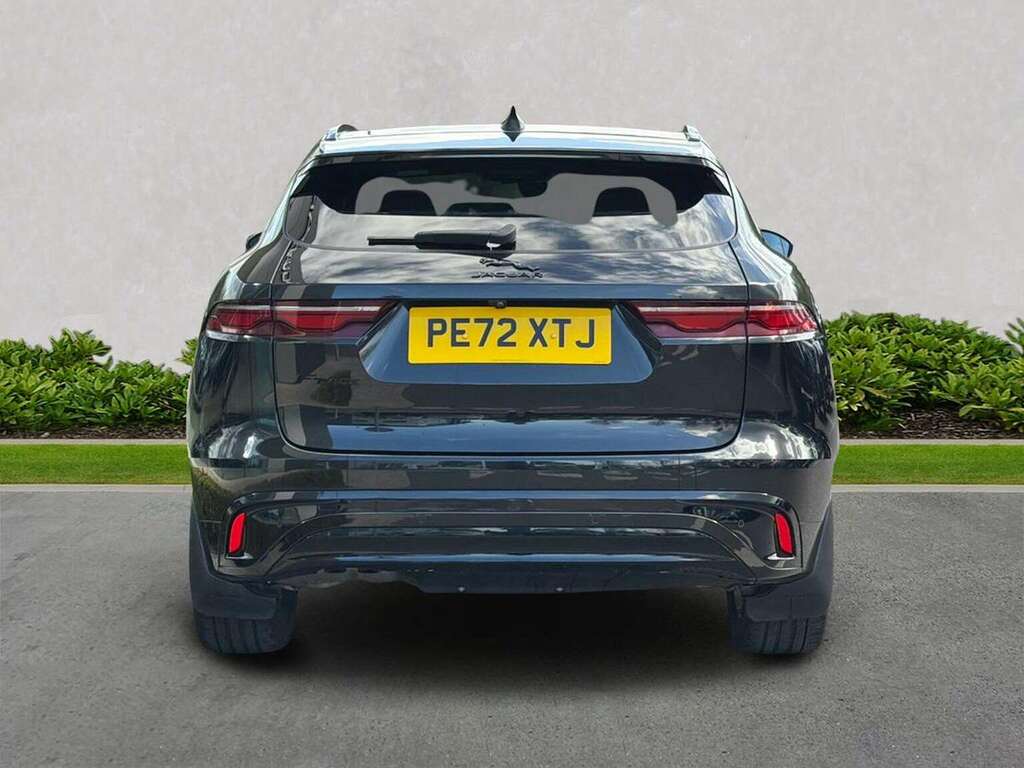 Jaguar F-Pace 2.0 D200 R-dynamic Hse Awd PE72XTJ Black #6