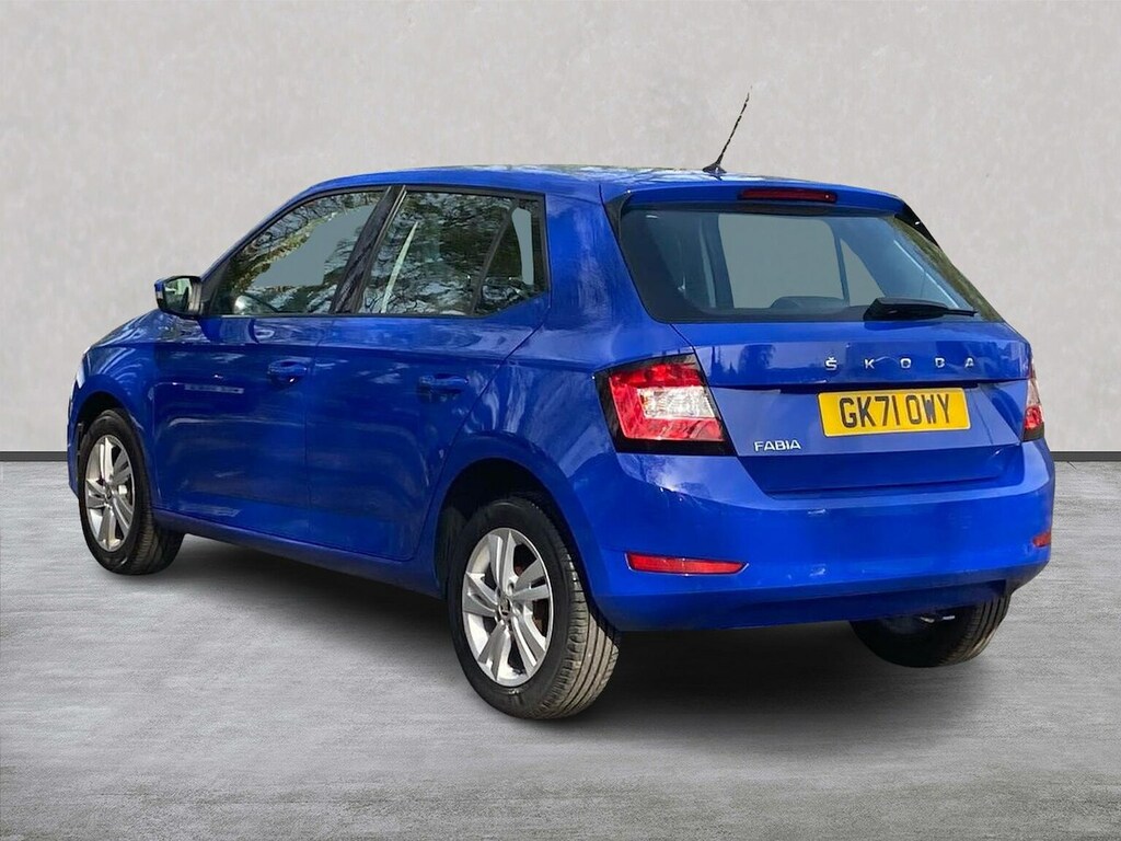 Skoda Fabia 1.0 Se Hatchback Euro 6 Ss 6 GK71OWY Blue #2