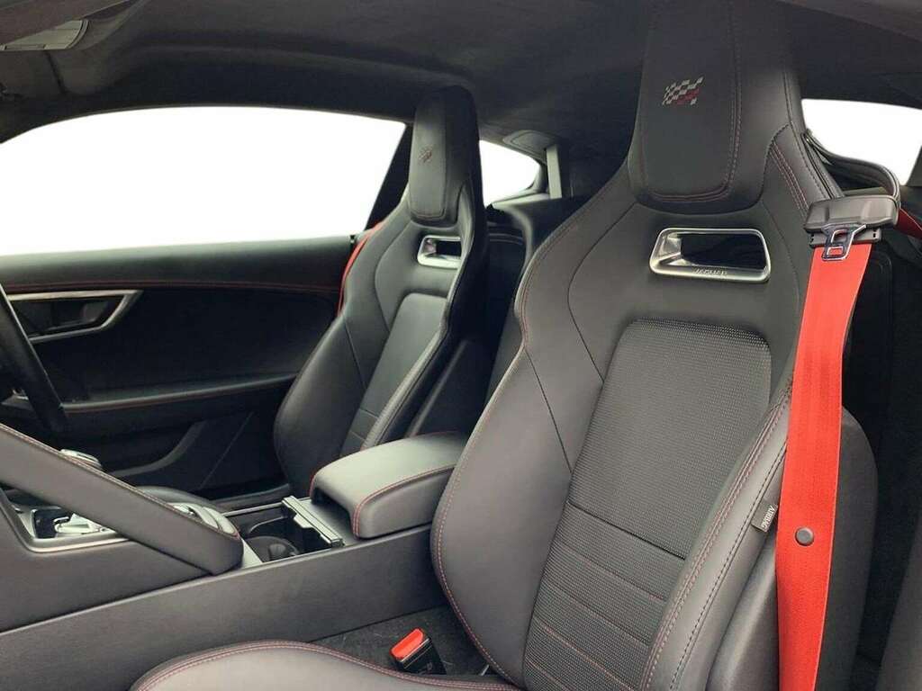 Jaguar F-Type 2.0 Chequered Flag White #4