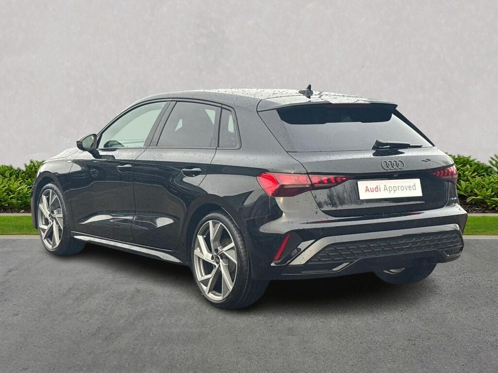 Audi A3 2.0 Tdi 150 Black Edition S Tronic SA75ZBV Black #2