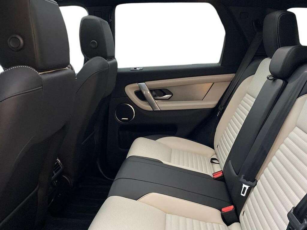 Land Rover Discovery Sport 2.0 D200 Dynamic Se 5 Seat EY75FWF Black #4