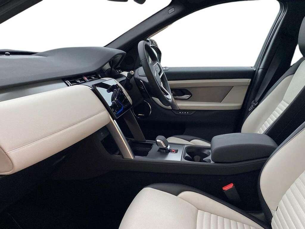 Land Rover Discovery Sport 2.0 D200 Dynamic Se 5 Seat EY75FWF Black #3