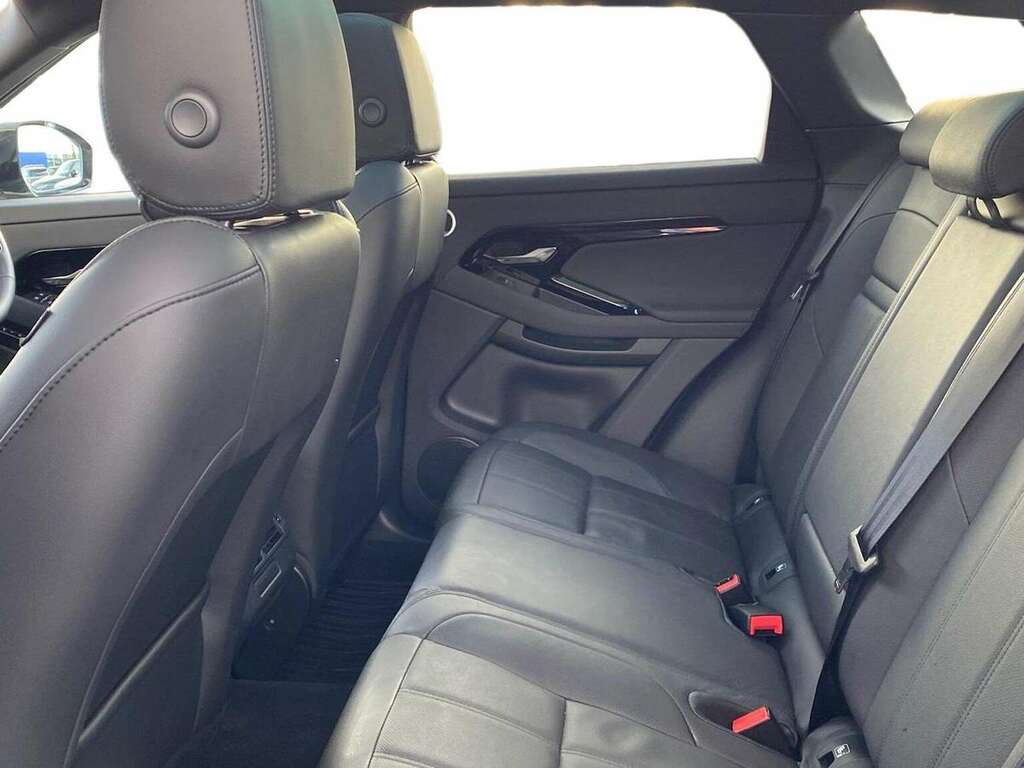 Land Rover Range Rover Evoque 2.0 D200 Edition EX75ZFM Black #4