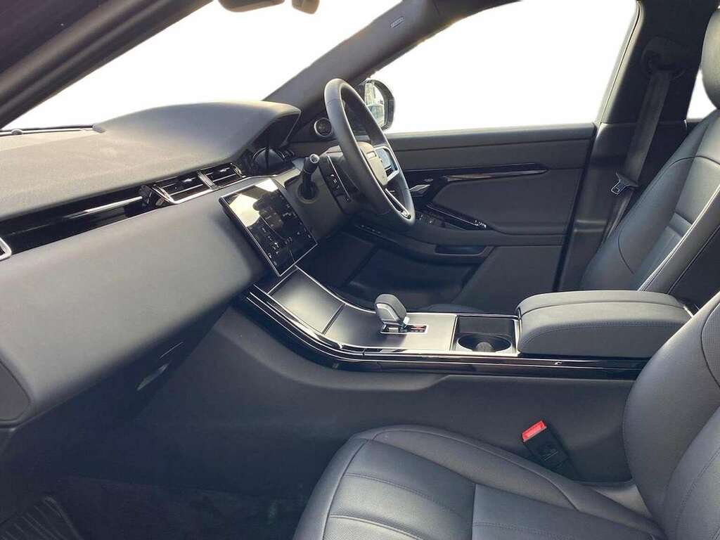 Land Rover Range Rover Evoque 2.0 D200 Edition EX75ZFM Black #3