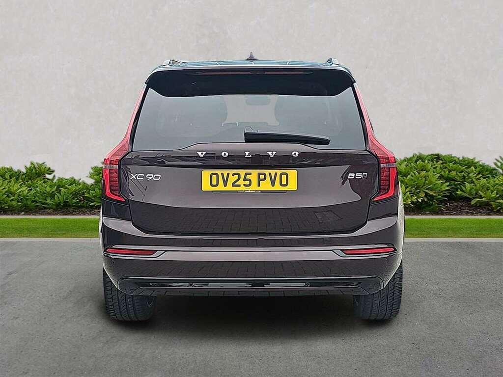 Volvo XC90 2.0 B5p Plus Dark Awd Geartronic OV25PVO Red #4