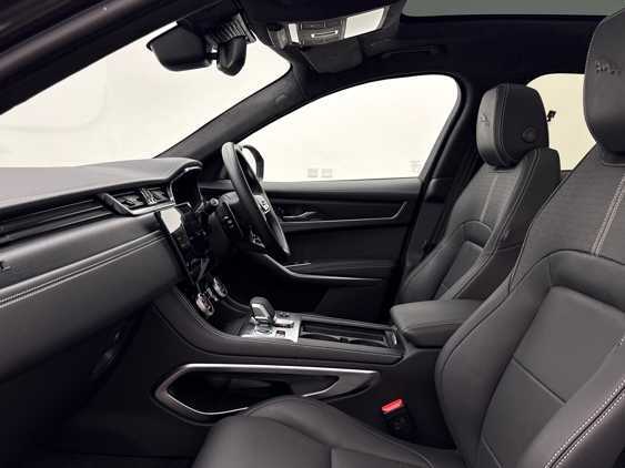 Jaguar F-Pace 3.0 D300 R-dynamic Hse Black 90Th Anniv Grey #3