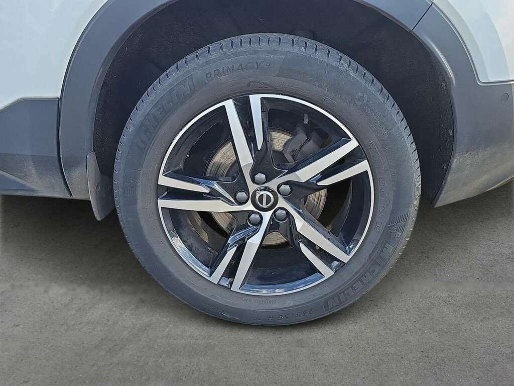 Volvo XC40 2.0 B3p Plus Dark MW73YRY White #6