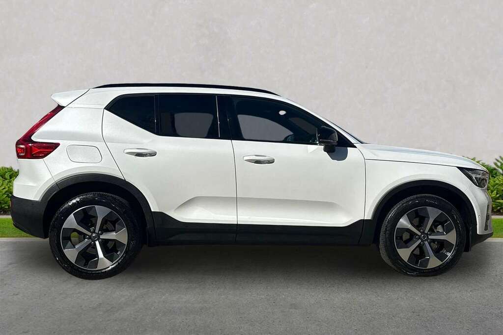 Volvo XC40 2.0 B4p Ultimate Dark RO72OLP White #3
