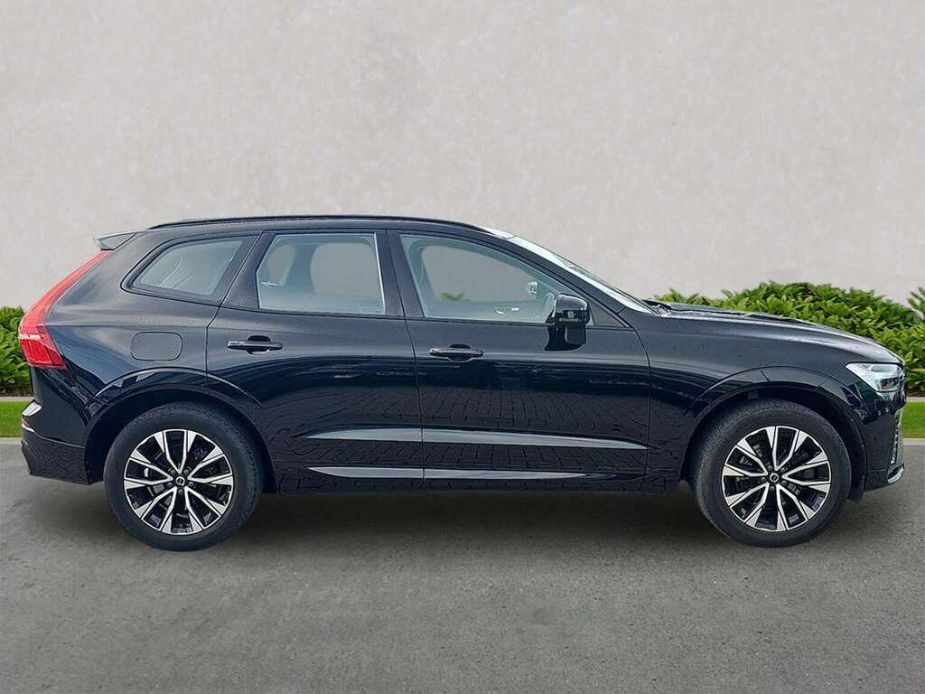 Volvo XC60 2.0 B4p Plus Dark Geartronic YS72WCL Black #3
