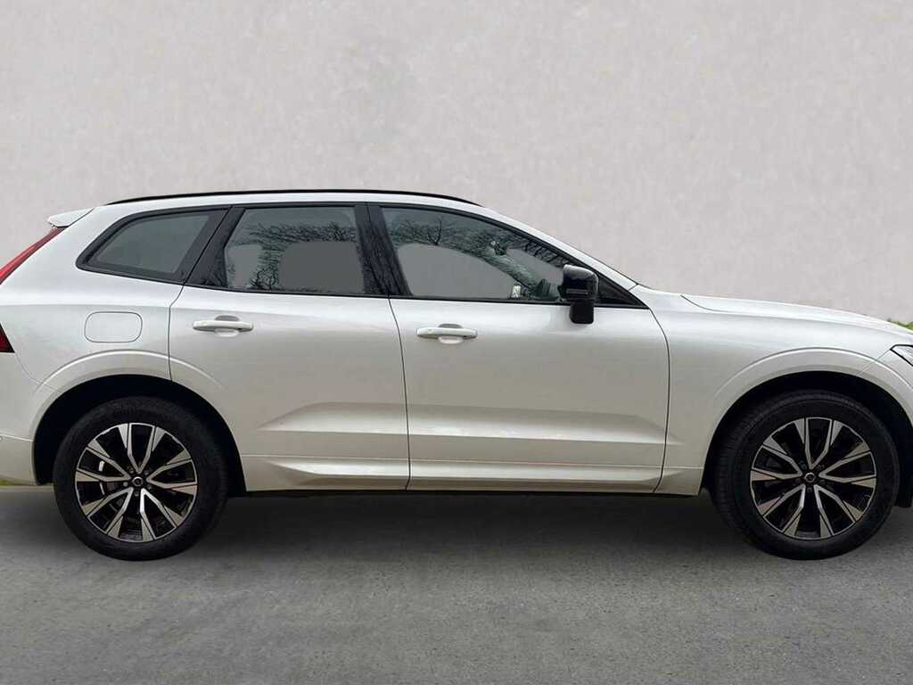 Volvo XC60 2.0 B4d Plus Dark Awd Geartronic YP72JAO White #3