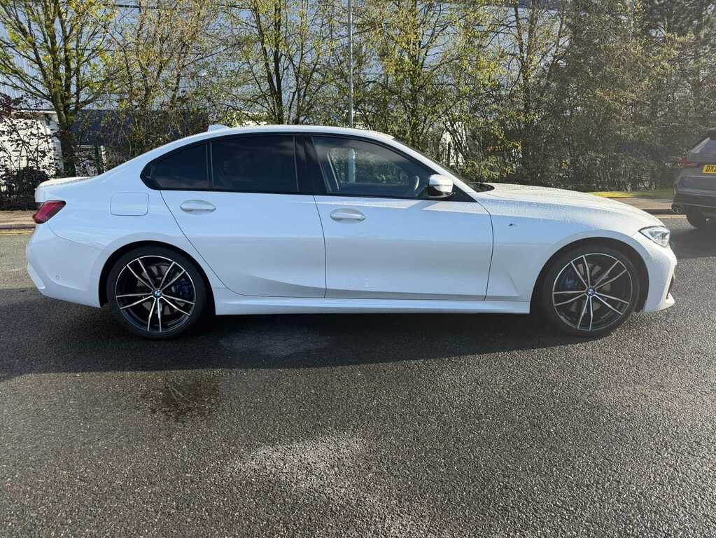 BMW 3 Series 330I M Sport Step RN19OUV White #2