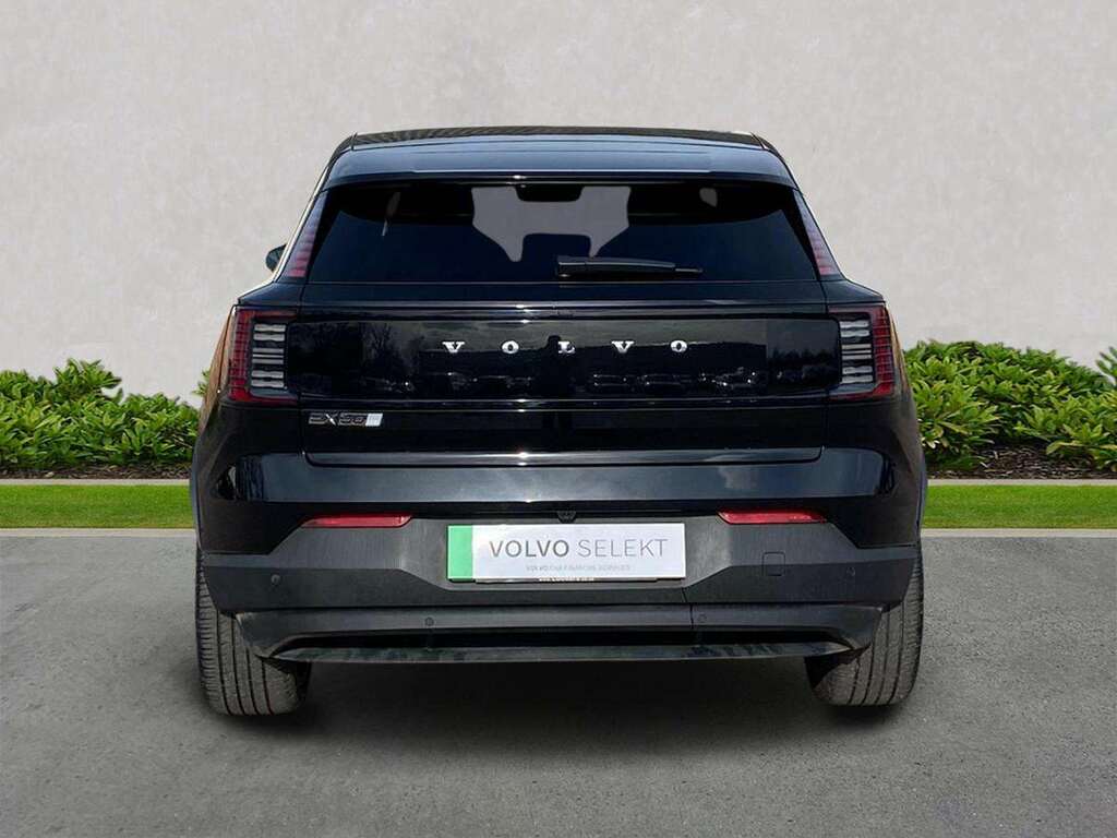 Volvo EX30 200Kw Sm Extended Range Ultra 69Kwh AX25DXT Black #4