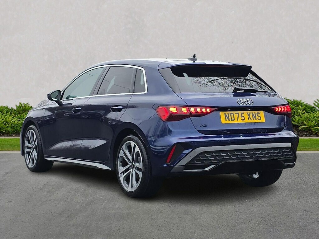 Audi A3 1.5 Tfsi 150 S Line Blue #2
