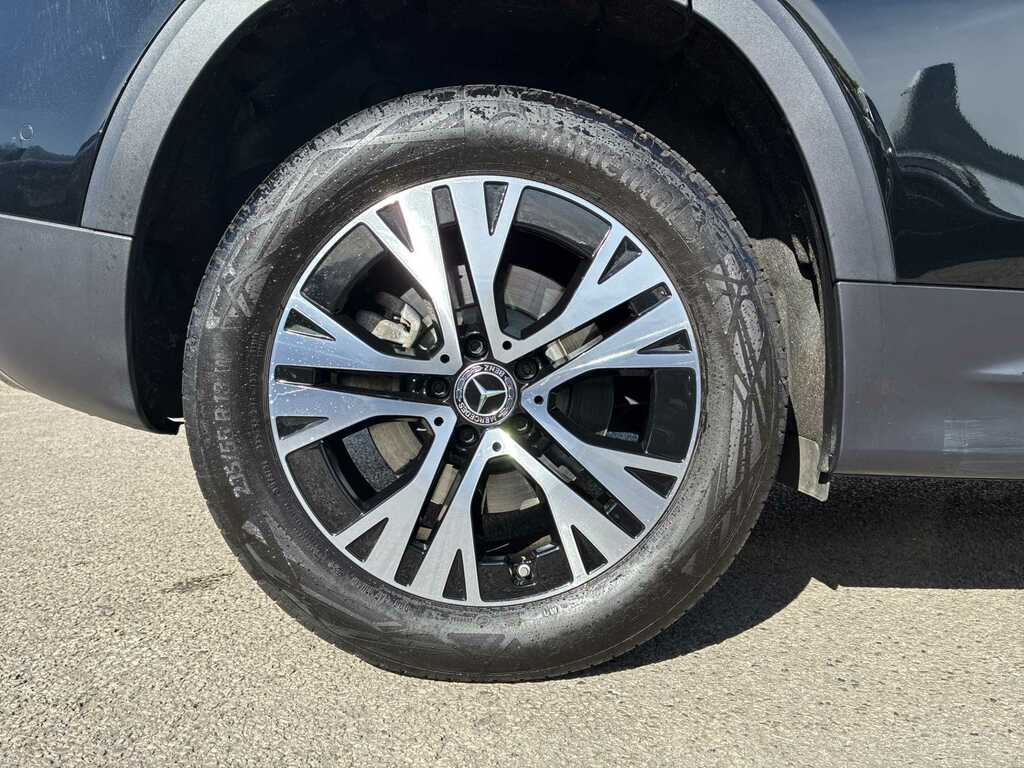Mercedes-Benz GLB Class Glb 200 Sport Executive 7G-tronic Black #6