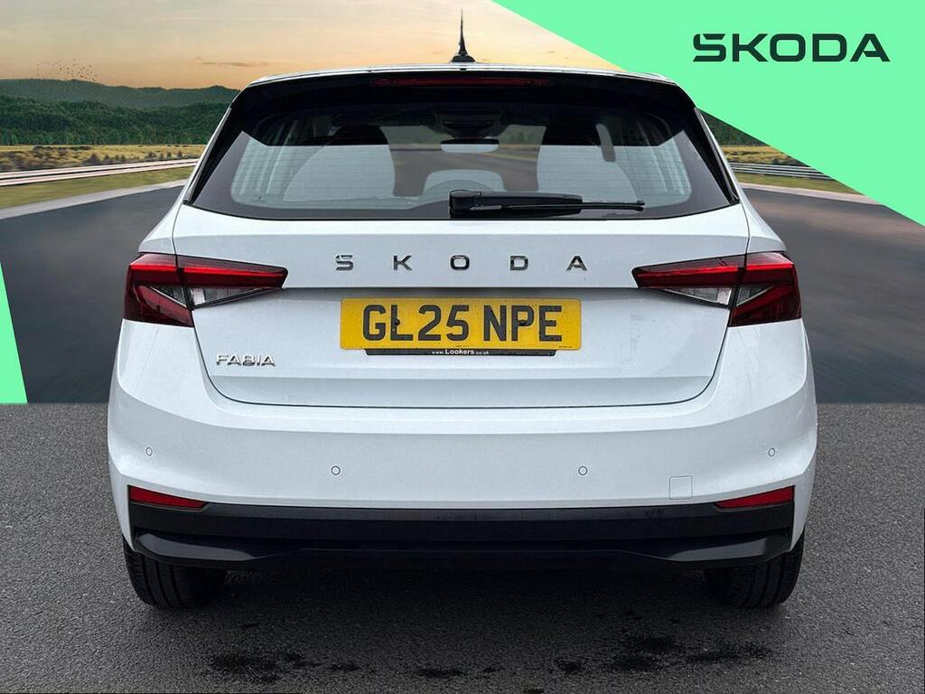 Skoda Fabia 1.0 Tsi Se Edition Hatchback Eur GL25NPE White #4