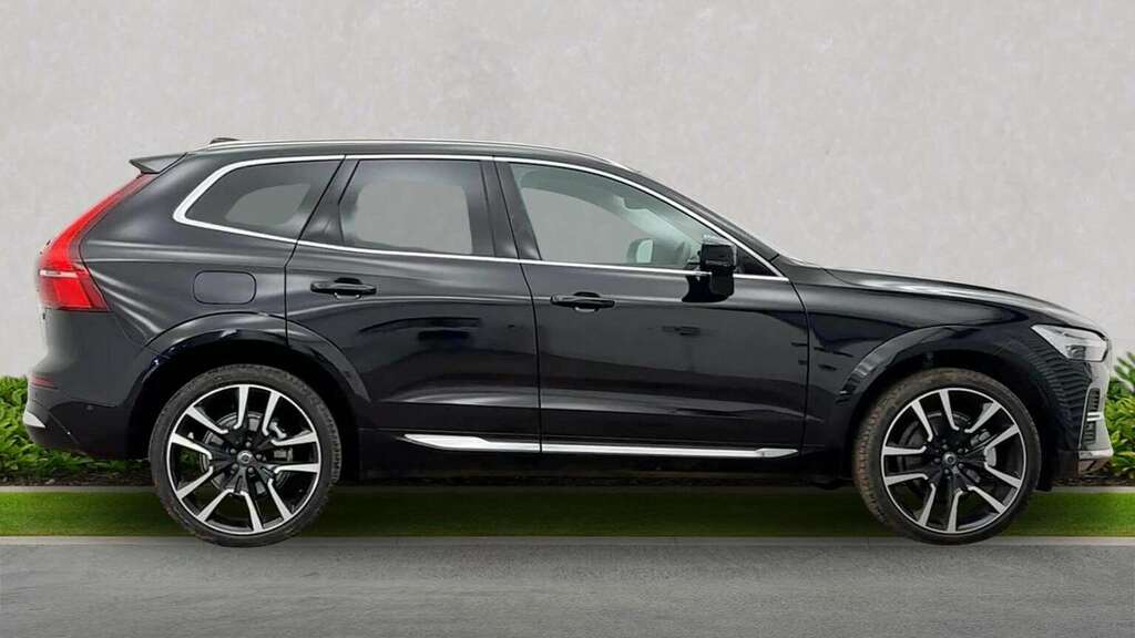 Volvo XC60 2.0 B5p Ultra Dark Awd Geartronic OE25HCF Black #3