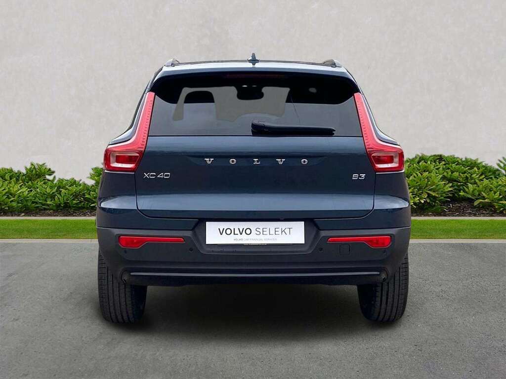 Volvo XC40 2.0 B3p Ultra Dark AV26LCP Blue #4
