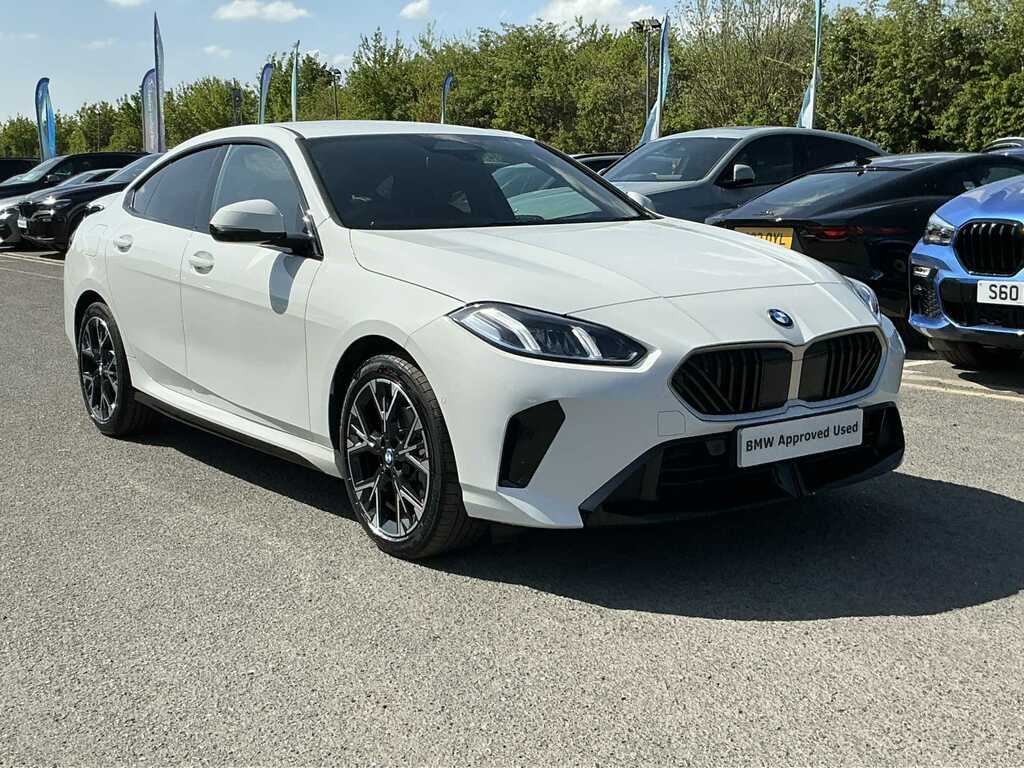 BMW 2 Series 220 M Sport Step White