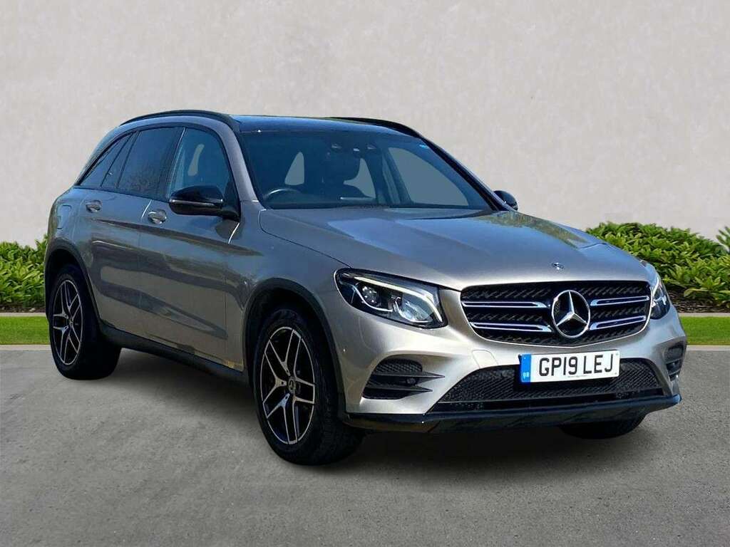 Mercedes-Benz GLC Class Glc 250 4Matic Amg Night Edition 9G-tronic Silver