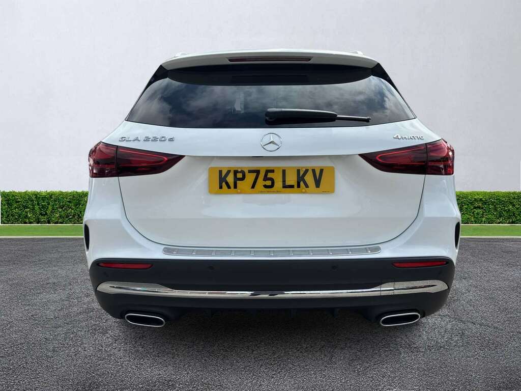 Mercedes-Benz GLA Class Gla 220D 4Matic Amg Line Executive KP75LKV White #4