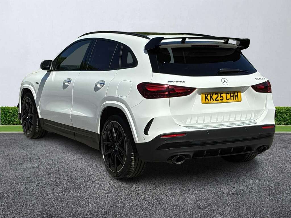 Mercedes-Benz GLA Class Gla 35 4Matic Premium Plus White #2