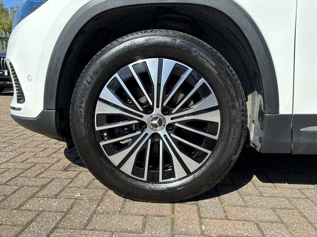 Mercedes-Benz EQA Eqa 250 140Kw Sport Executive 70.5Kwh KM74CHK White #6
